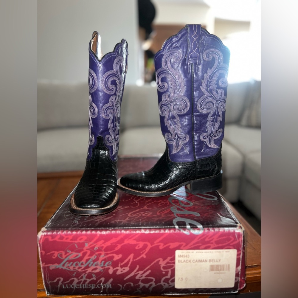 Women’s Lucchese Black Caiman Belly 7.5 C